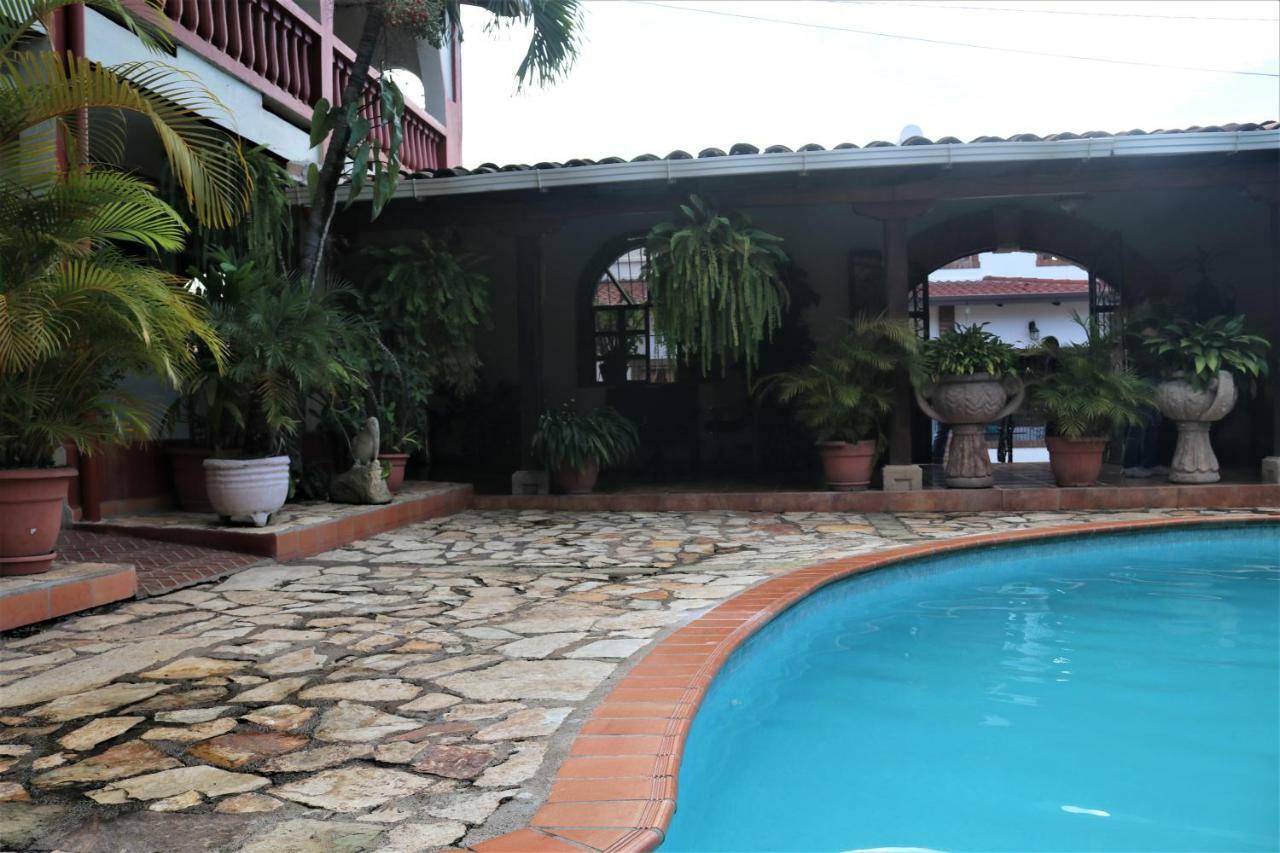 Hotel Buena Vista Copán 외부 사진